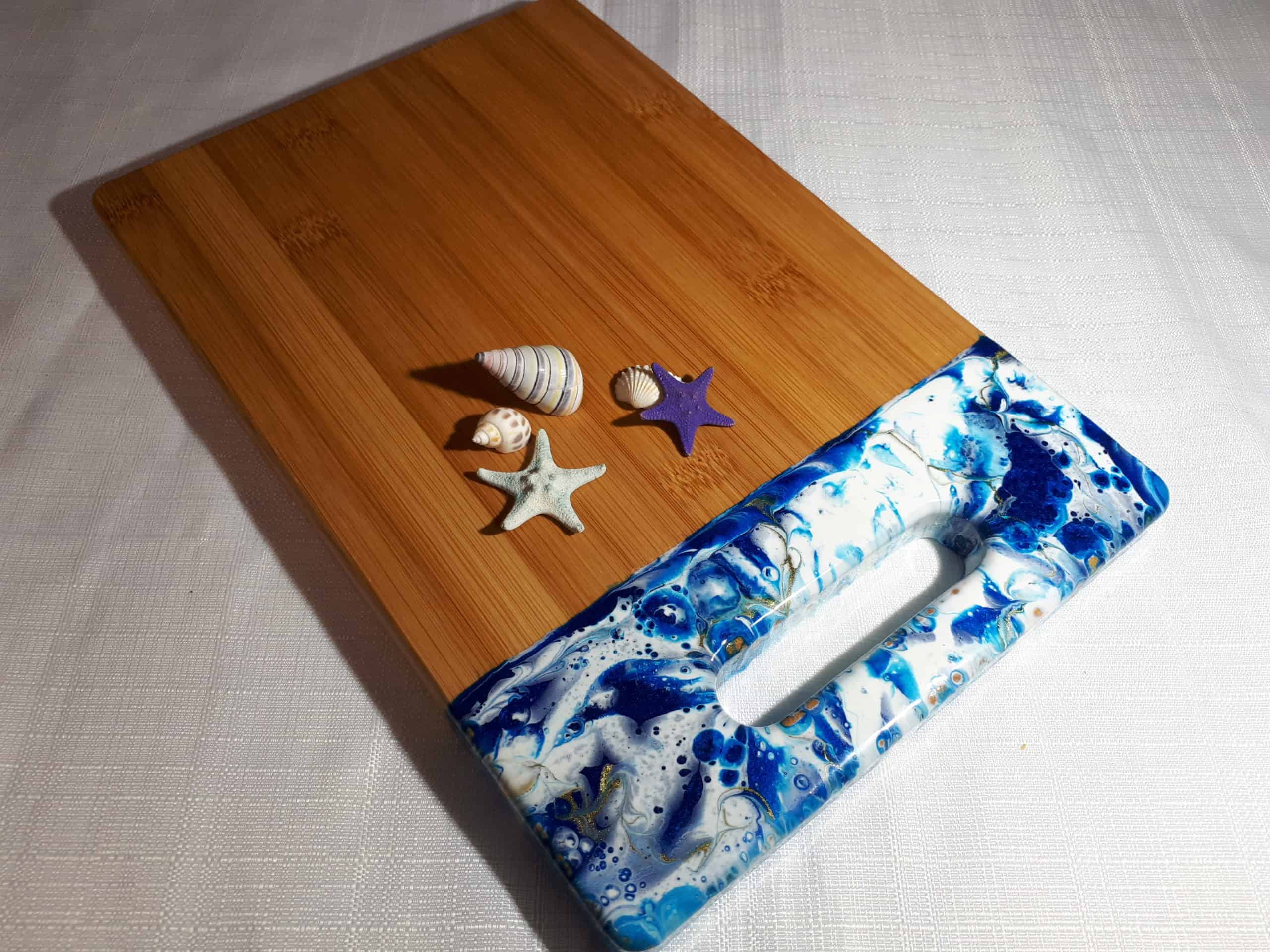 Resinart creations, my very first in our own home, soon to be the home of Creative Beginnings Resinart workshops.
Discover your Resinart journey-in our inspirational workshops